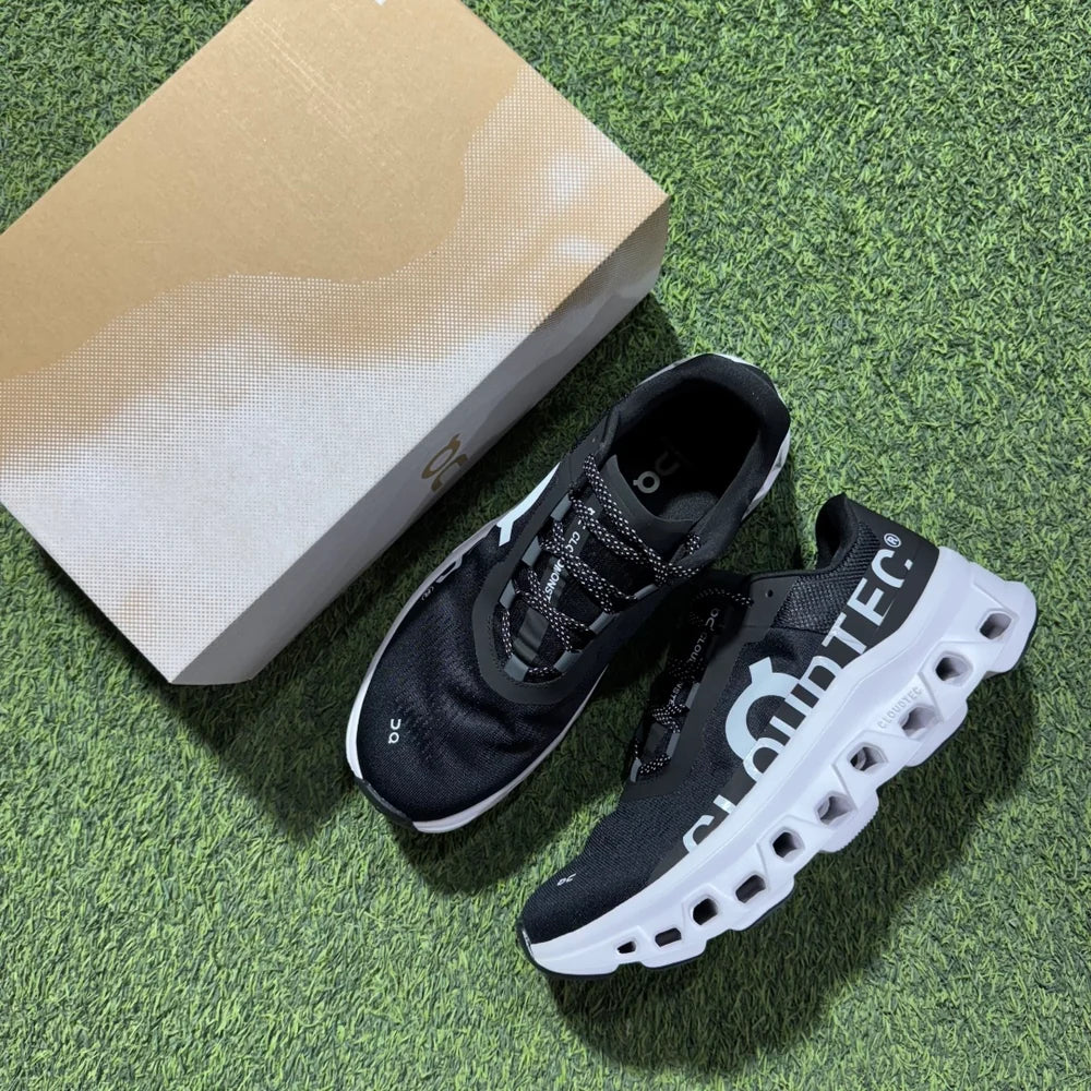 On Running Cloud Monster 2 Black Frost