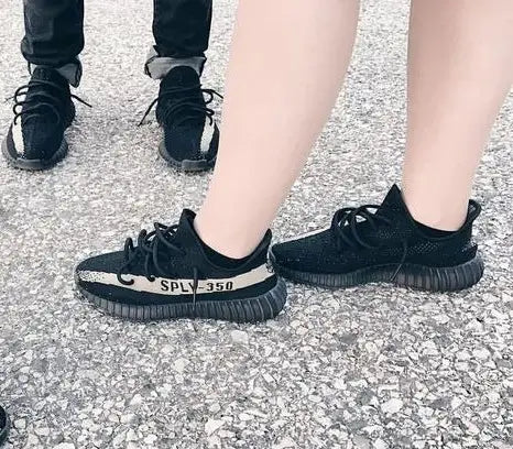 Adidas Yeezy 350 V2 Oreo for Girls Semi-UA 7A Quality Full Kit D-2023