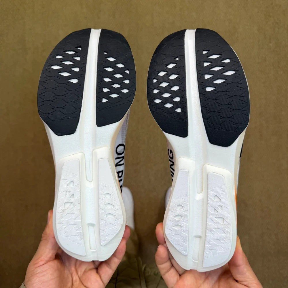 On Running Cloud Boom Strike -White/Orange