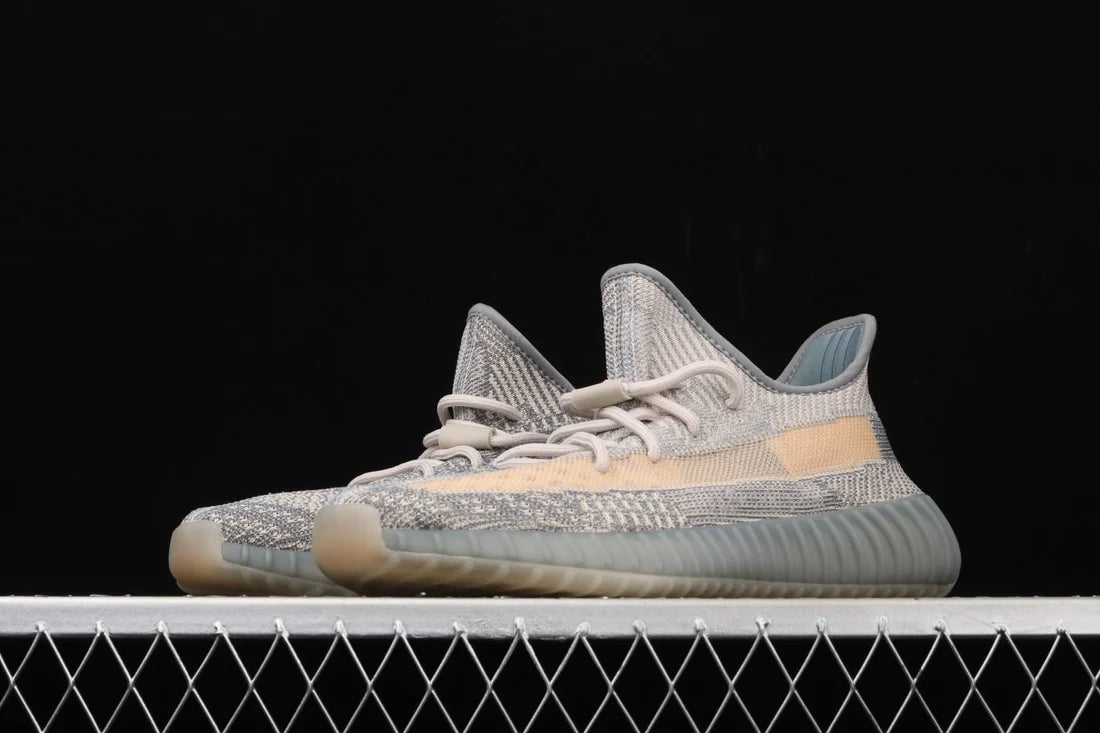 Yeezy boost 350 V2