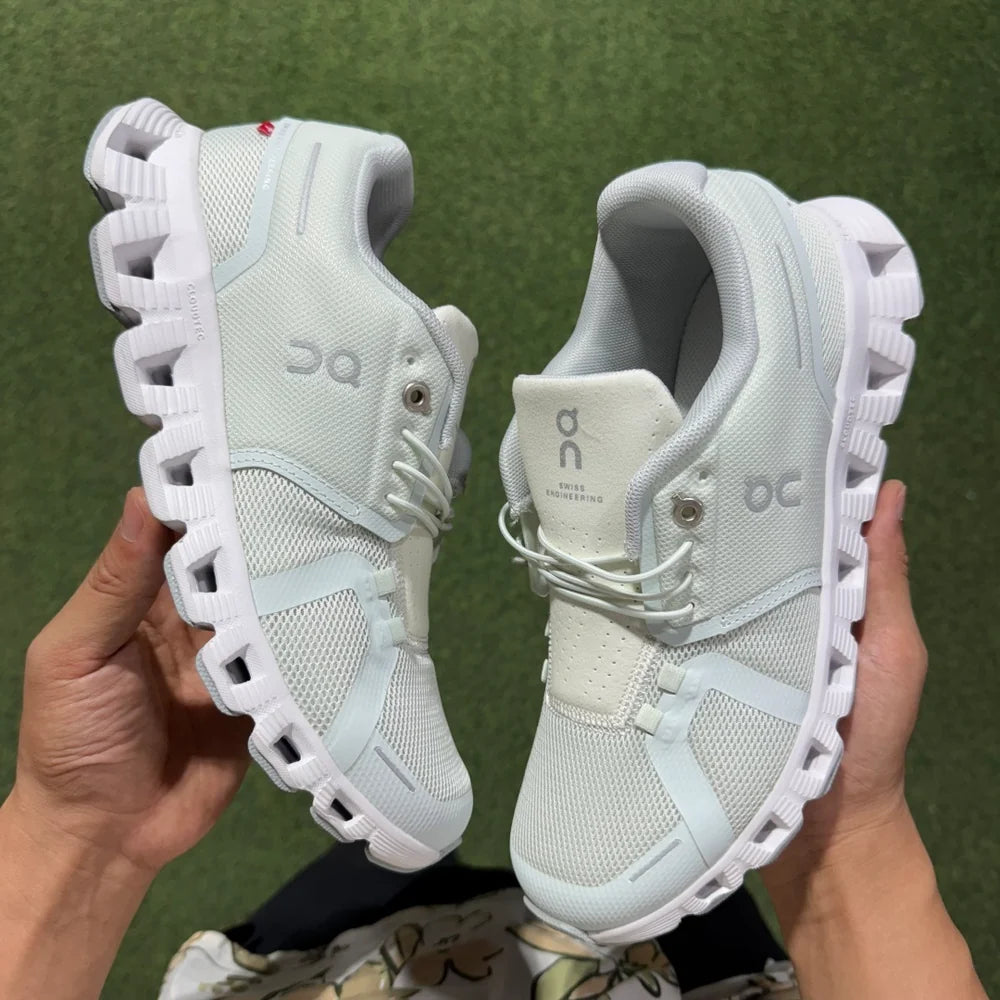 On Running Cloud 5 All White