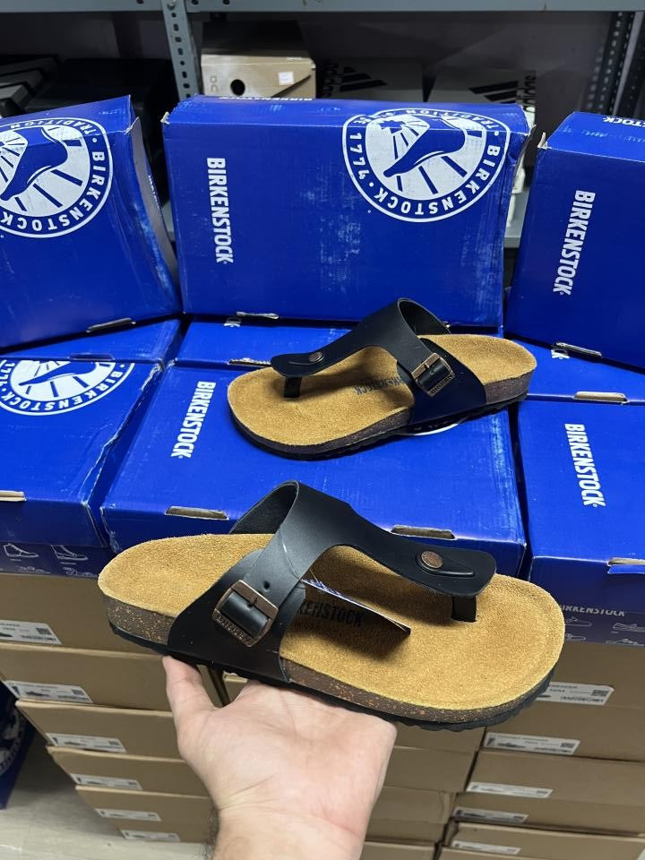 Birkenstock Gizeh Black leather