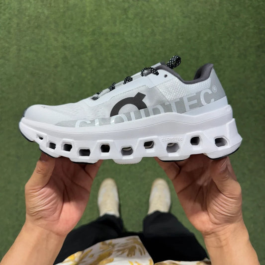 On Running Cloud Monster -White Black