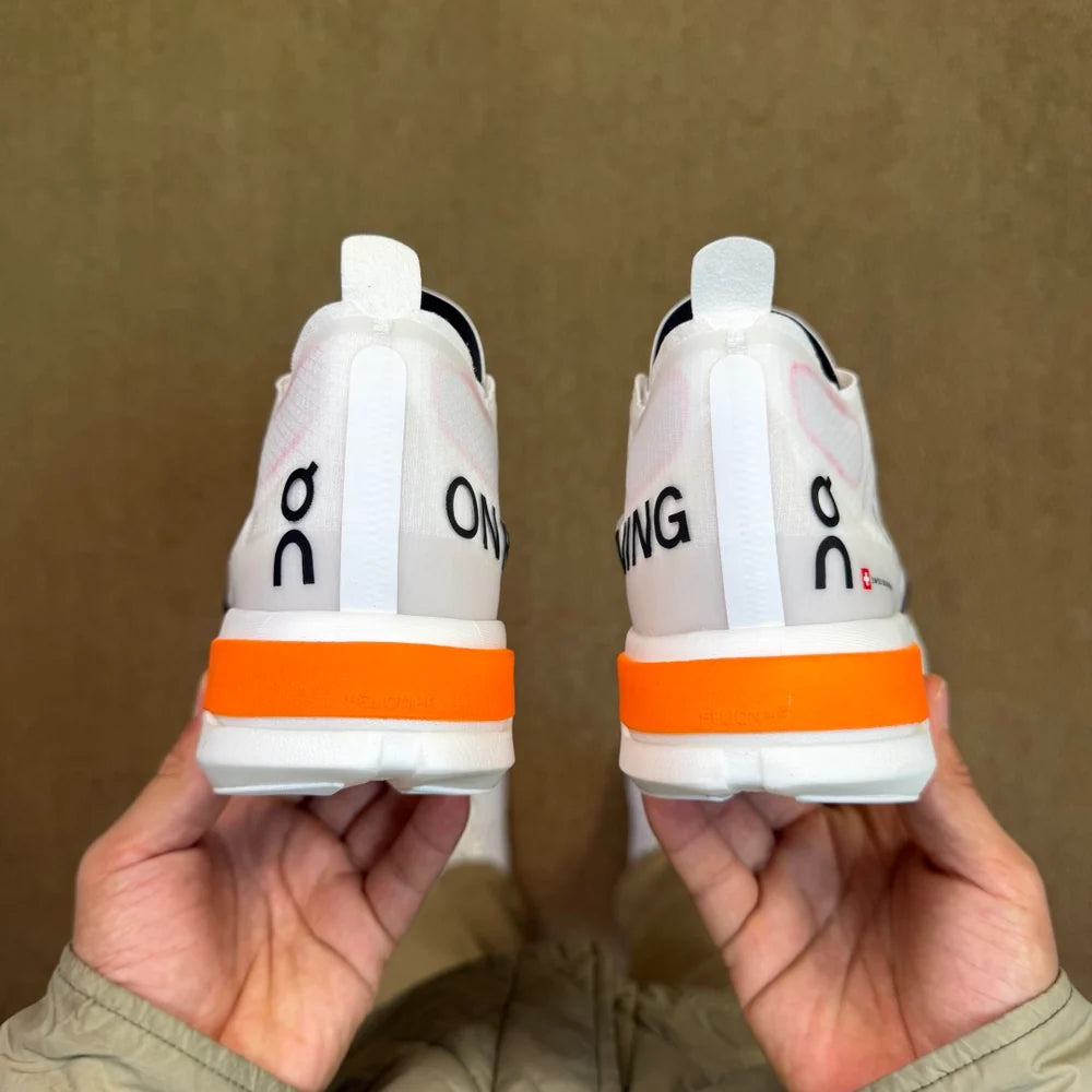 On Running Cloud Boom Strike -White/Orange