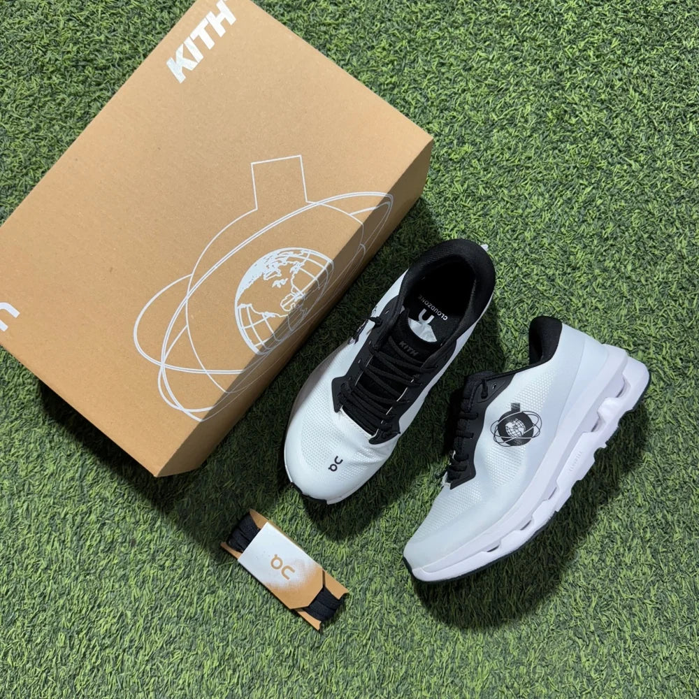 On Running Cloud Zone White Black