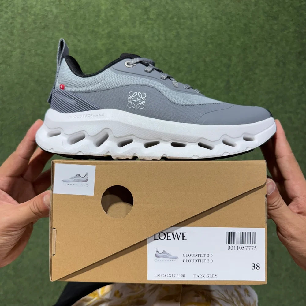 On Running Cloud Tilt 2 Grey White