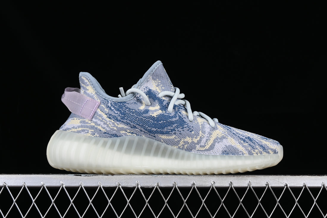 Yeezy boost 350 V2