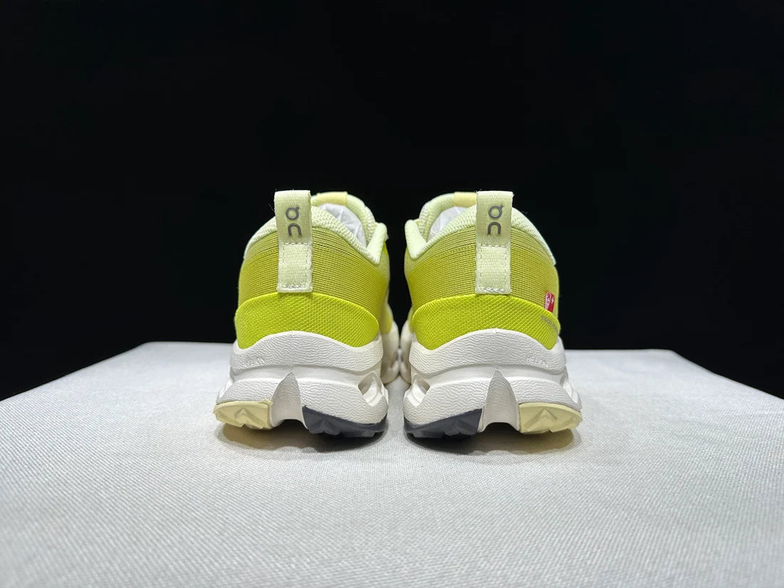On Running Cloud Surfer Trail 2-Ivory Lime
