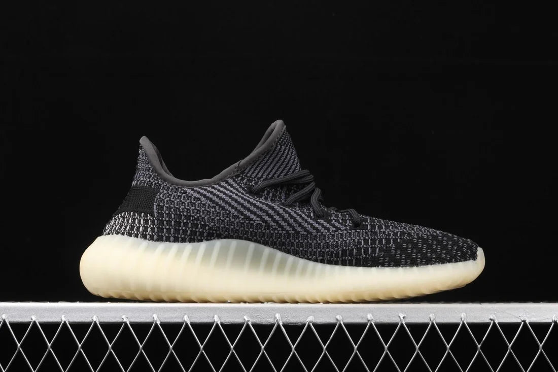 Yeezy boost 350 V2
