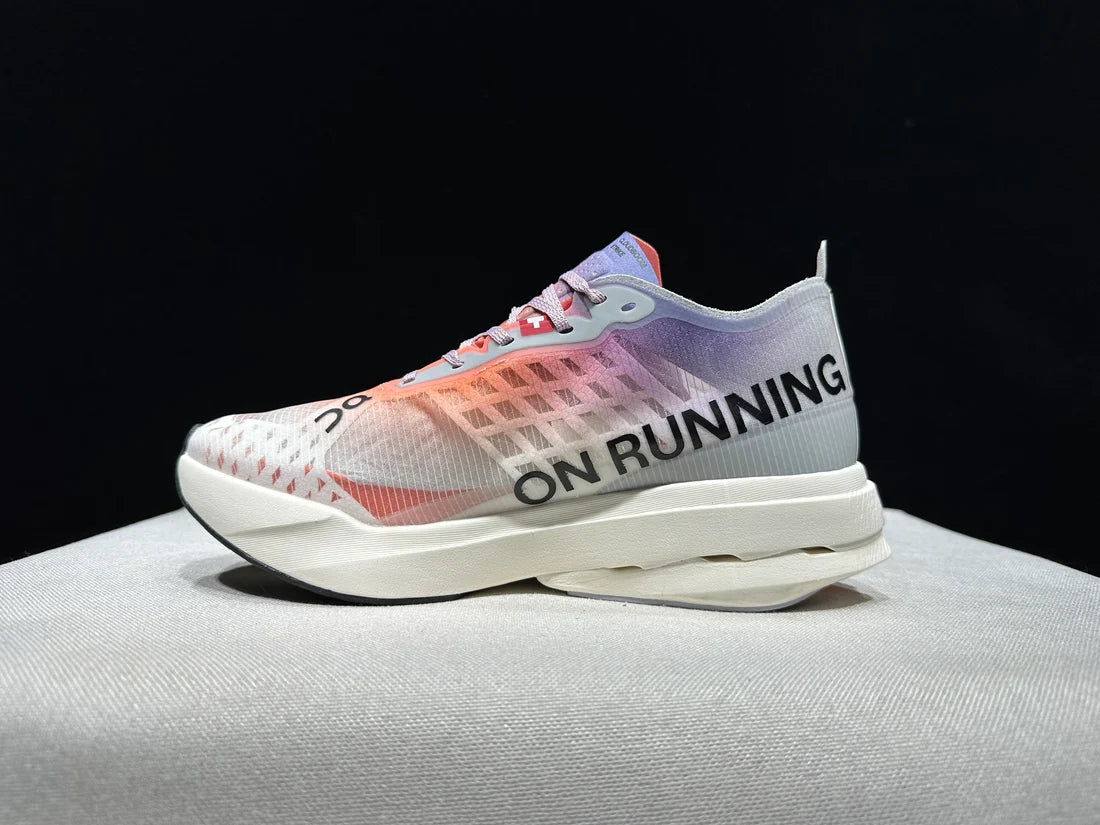 On Running Cloud Boom Strike -Prism Capsule Collection