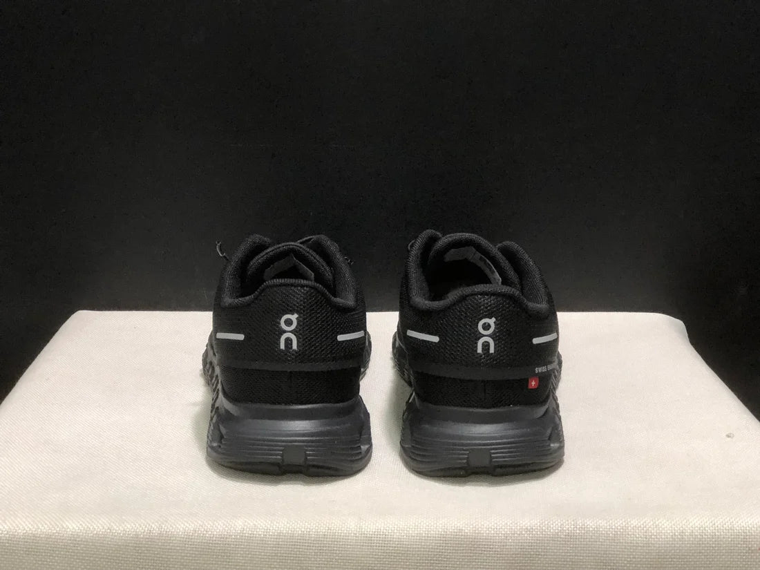 On Running Cloud 5 Waterproof -All Black