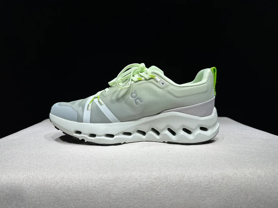 On Running Cloud Surfer Trail Waterproof - Lima Mineral