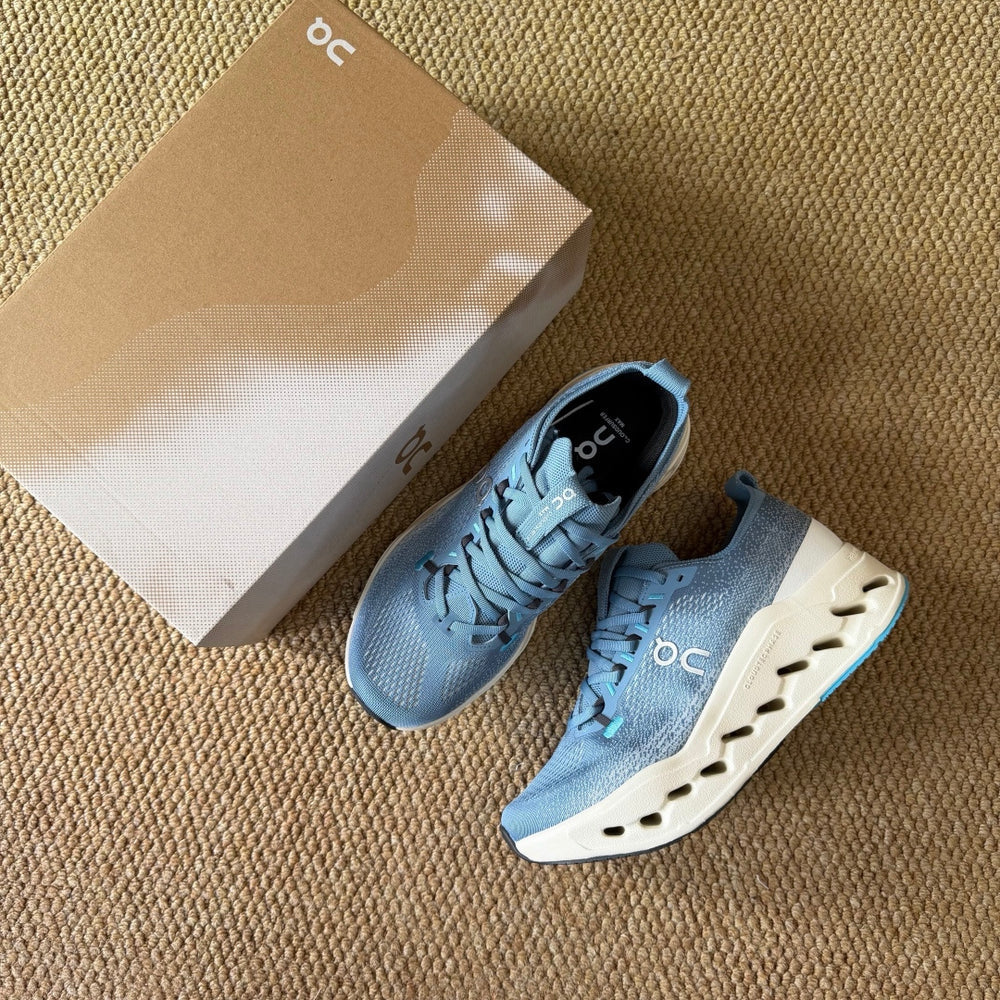 On Running Cloud Surfer Max-Dust lvory