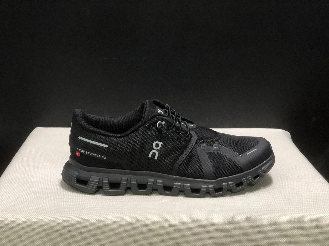 On Running Cloud 5 Waterproof -All Black