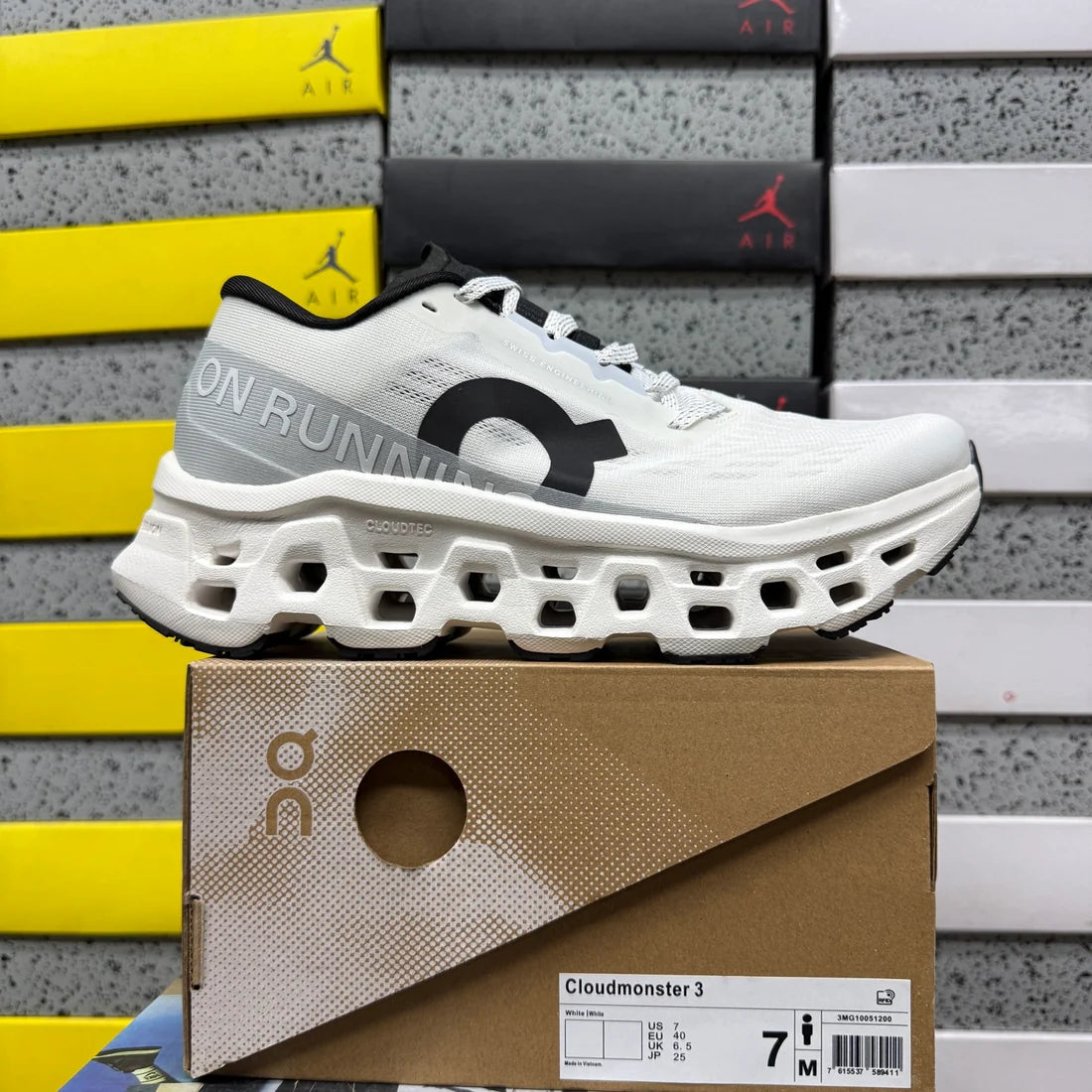 On Running Cloud Monster 3-White
