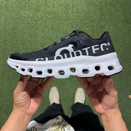 On Running Cloud Monster 2 Black Frost