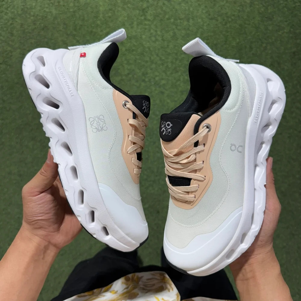 On Running Cloud Tilt 2 Tan White Gum