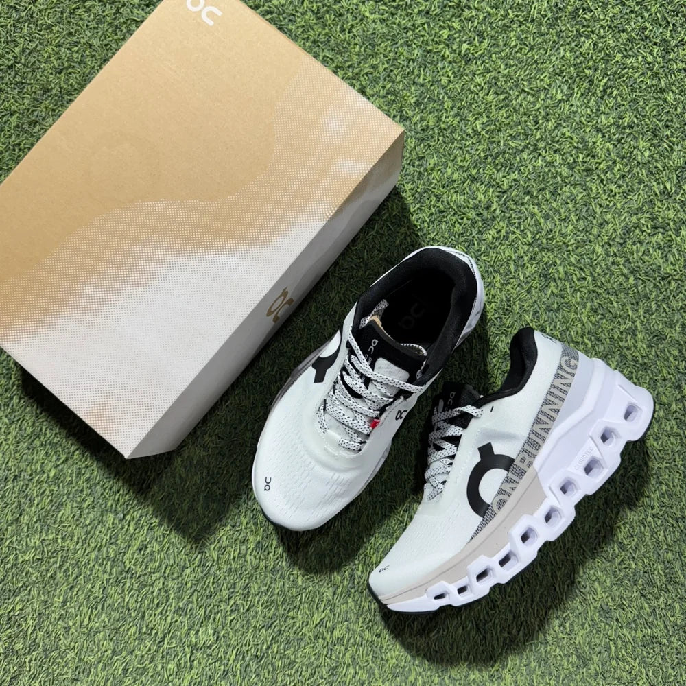 On Running Cloud Monster 2 Undyed Frost