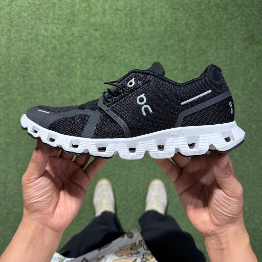 On Running Cloud 5-Black White