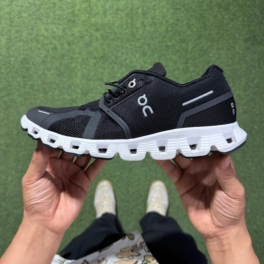 On Running Cloud 5-Black White