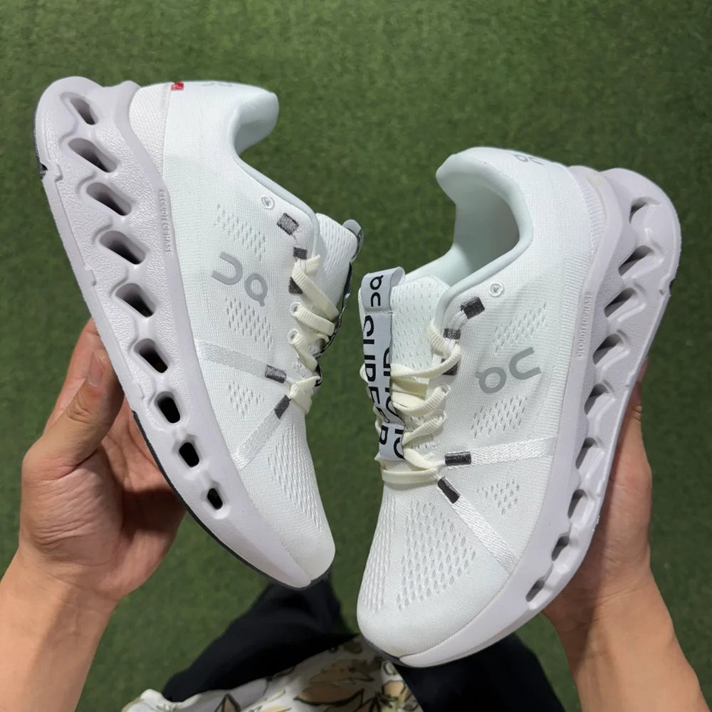 On Running Cloud Surfer -White Frost